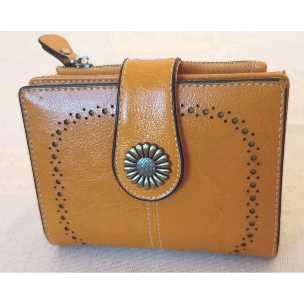 SENDEFN Yellow Sunflower Accented Bi-Fold Wallet Faux Leather 12 Slots NWOT